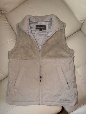 Eddie Bauer Quilted and Sherpa Vest in Light Taupe
